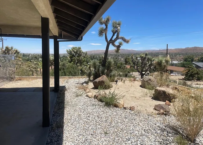 Mojave Desert Pied-A-Terre